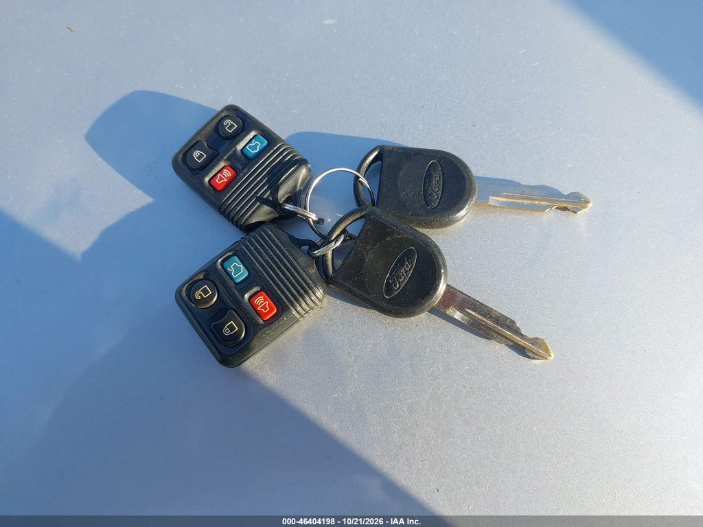 2010 Ford Focus SE photo 11