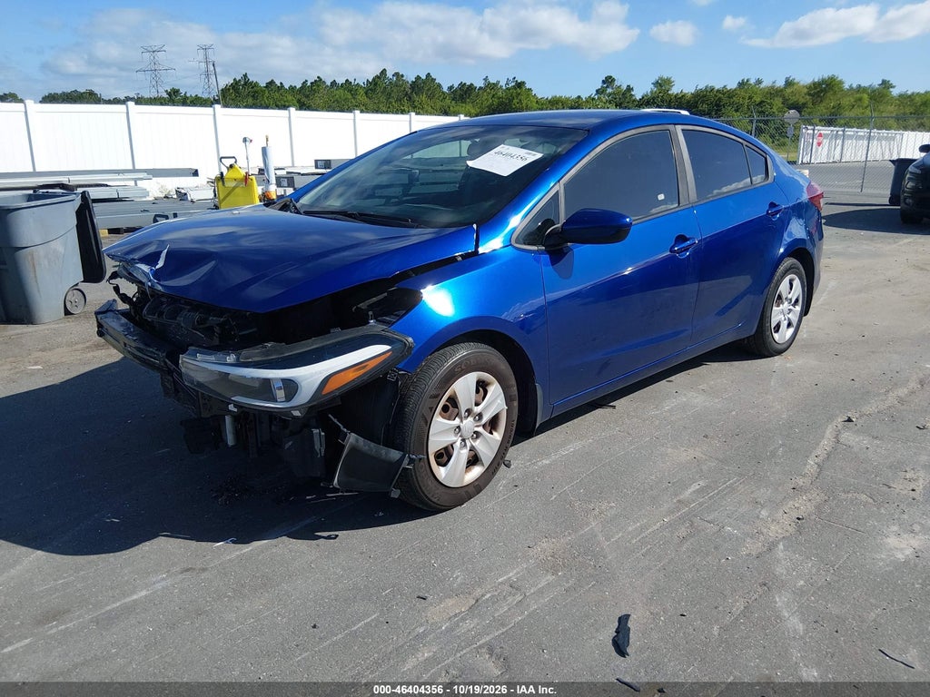 2018 Kia Forte LX photo 2