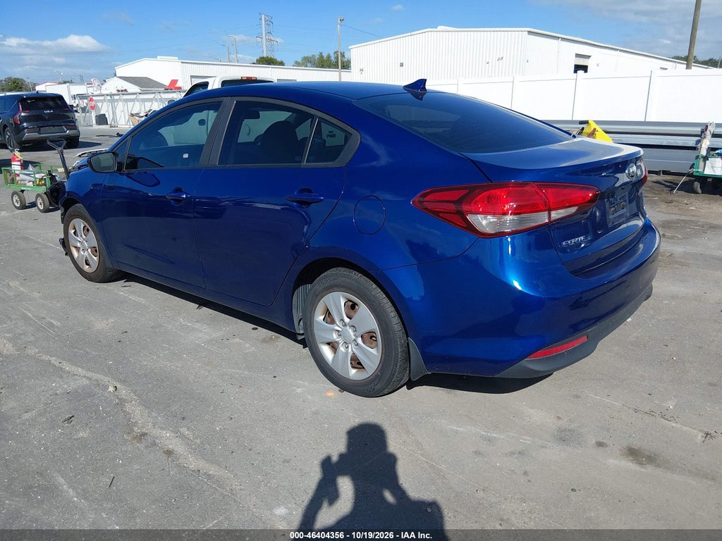 2018 Kia Forte LX photo 3
