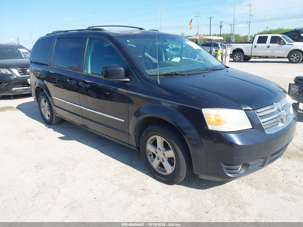 2010 Dodge Grand Caravan SXT photo 1