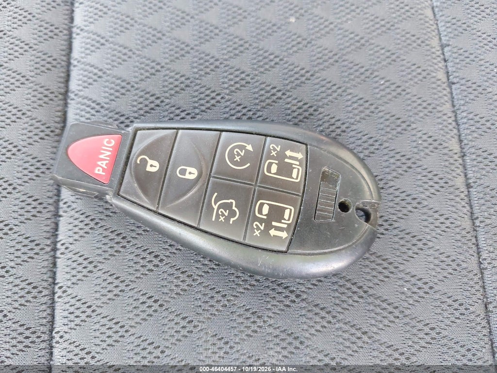 2010 Dodge Grand Caravan SXT photo 11
