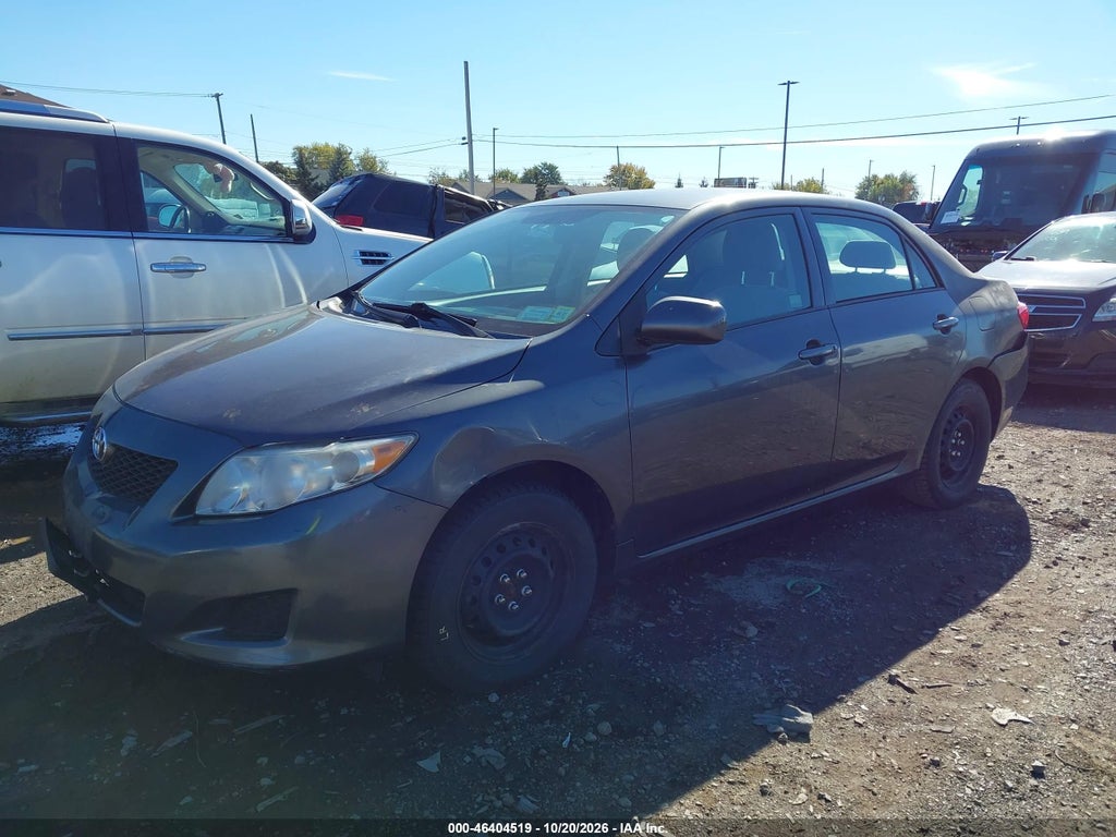 2009 Toyota Corolla LE photo 2