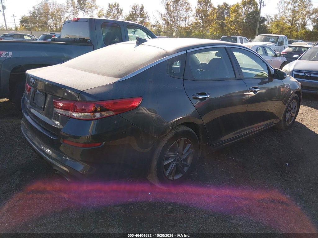 2020 Kia Optima LX photo 4