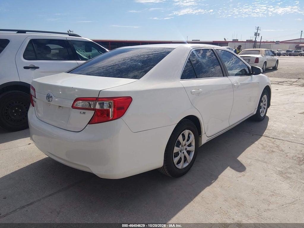 2012 Toyota Camry LE photo 4