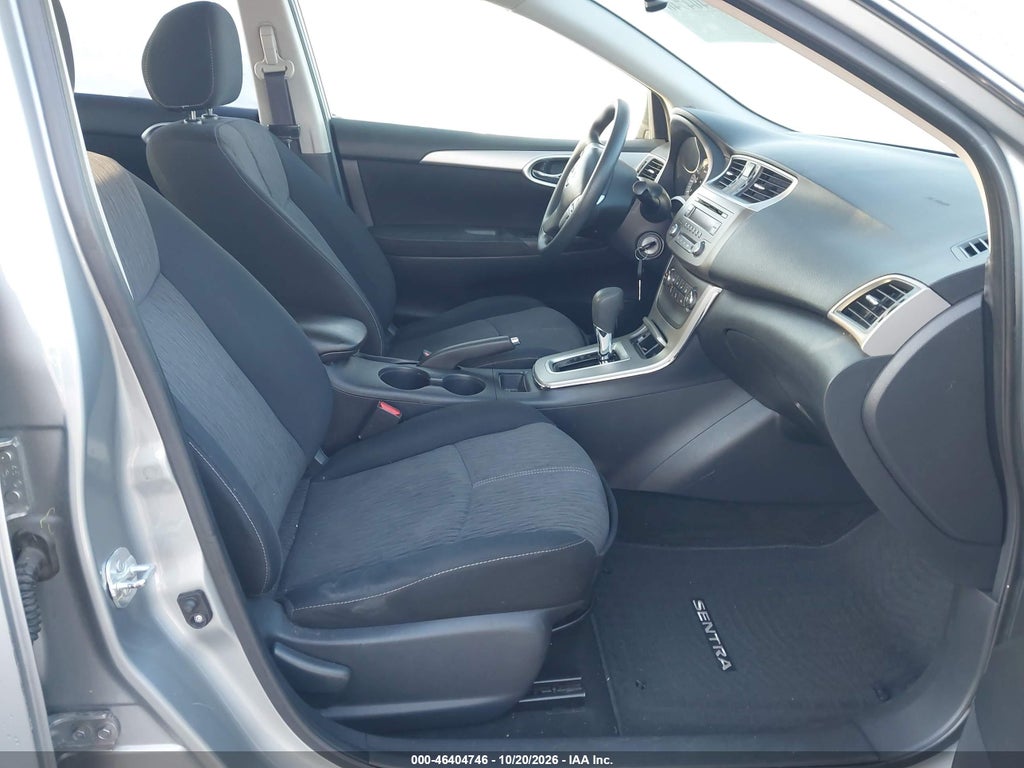 2014 Nissan Sentra SV photo 5