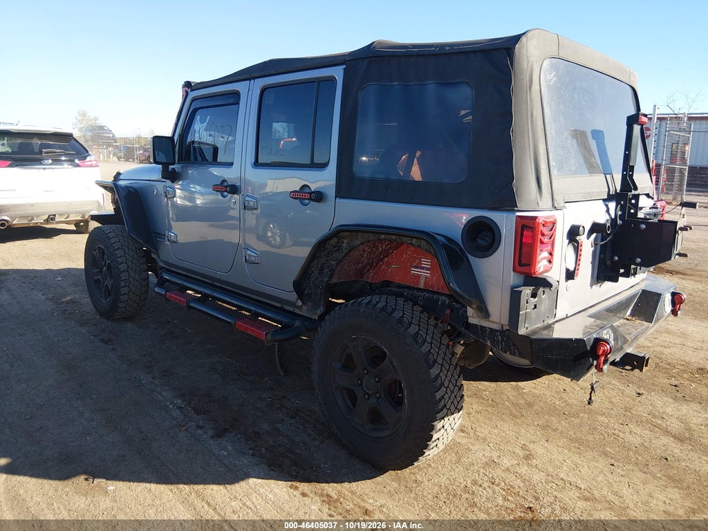 2017 Jeep Wrangler Unlimited Rubicon 4X4 photo 3