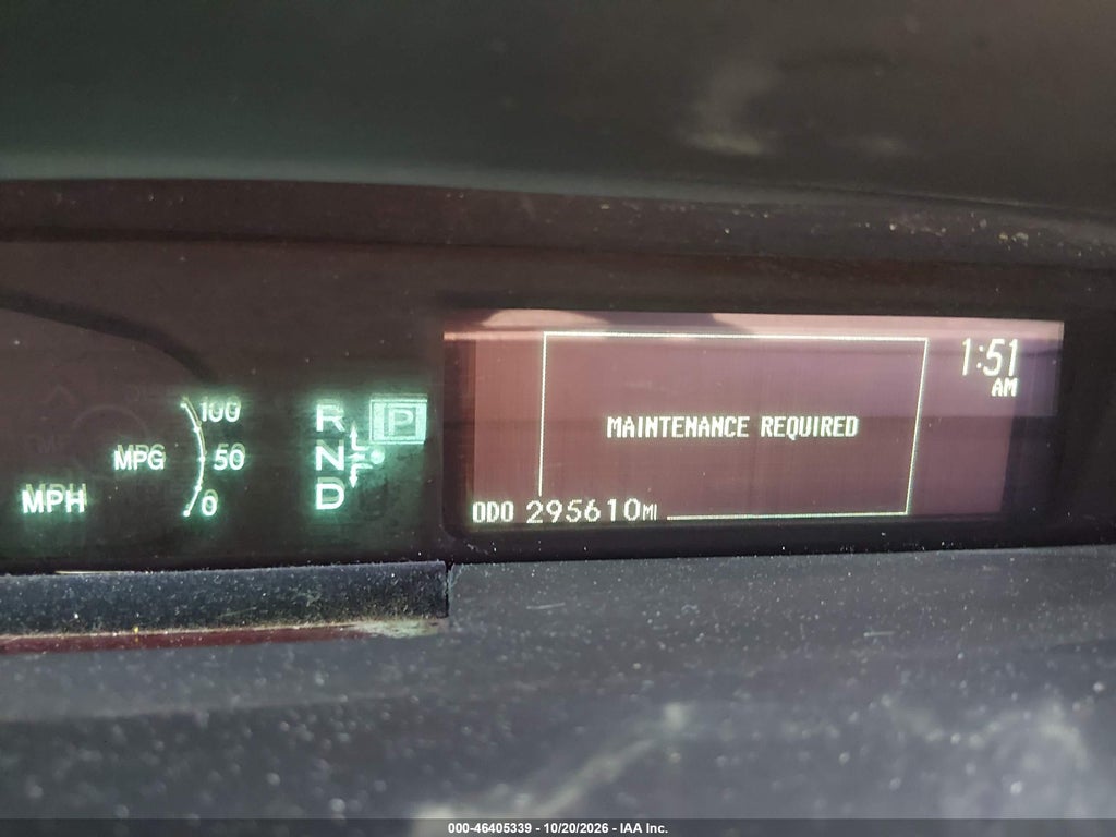 2012 Toyota Prius Three photo 7