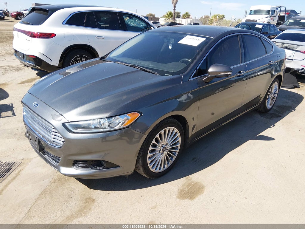 2016 Ford Fusion Titanium photo 2