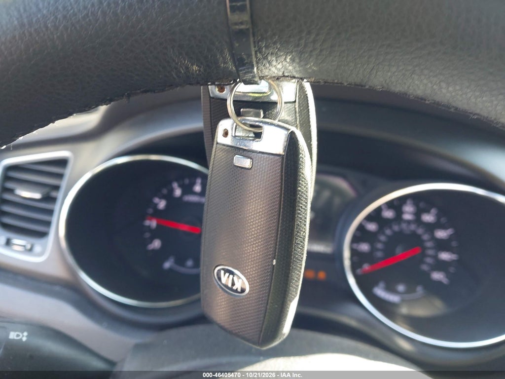 2018 Kia Sedona LX photo 11