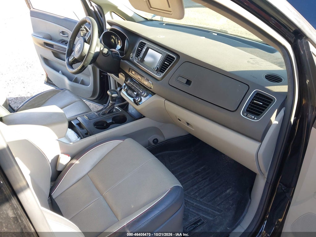 2018 Kia Sedona LX photo 5