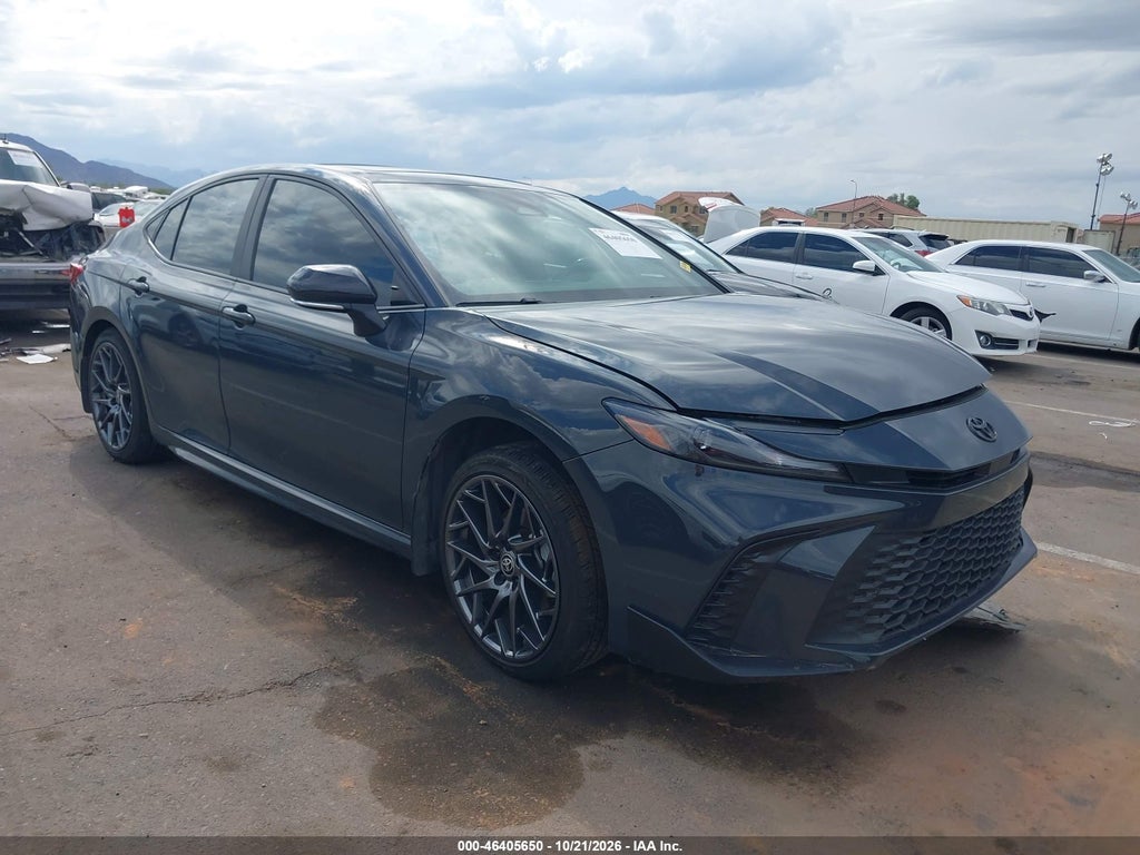 TOYOTA CAMRY 2025