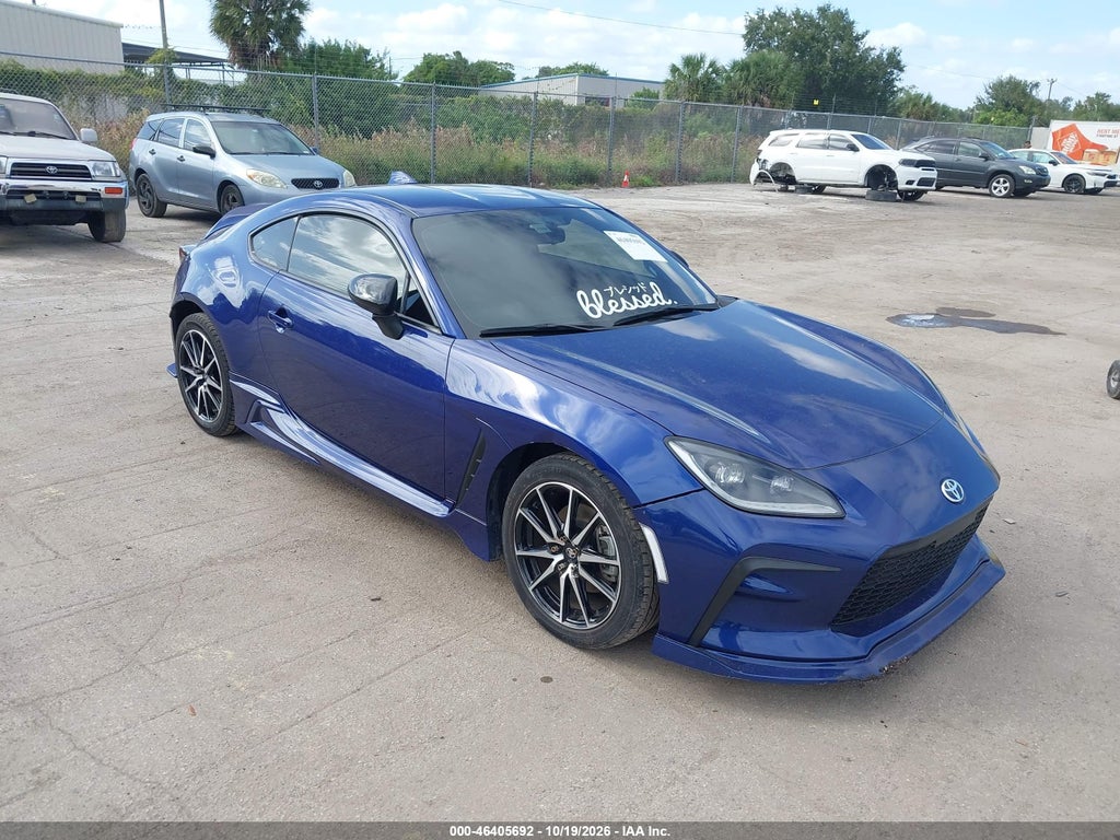 2024 Toyota GR86 photo 1