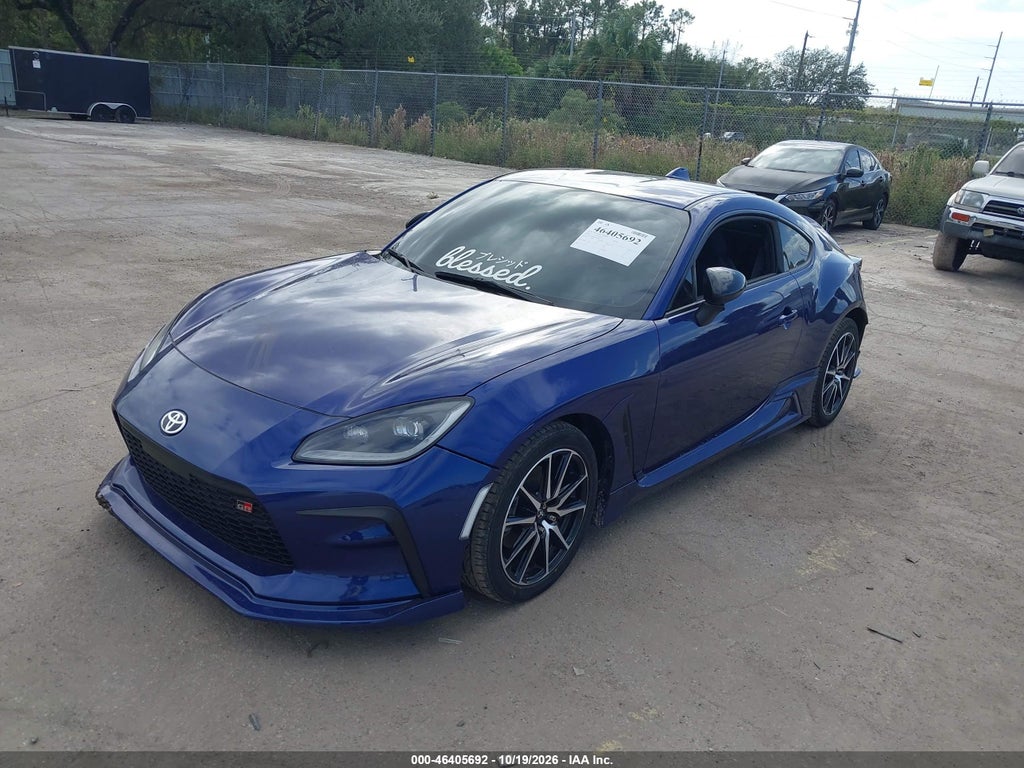 2024 Toyota GR86 photo 2