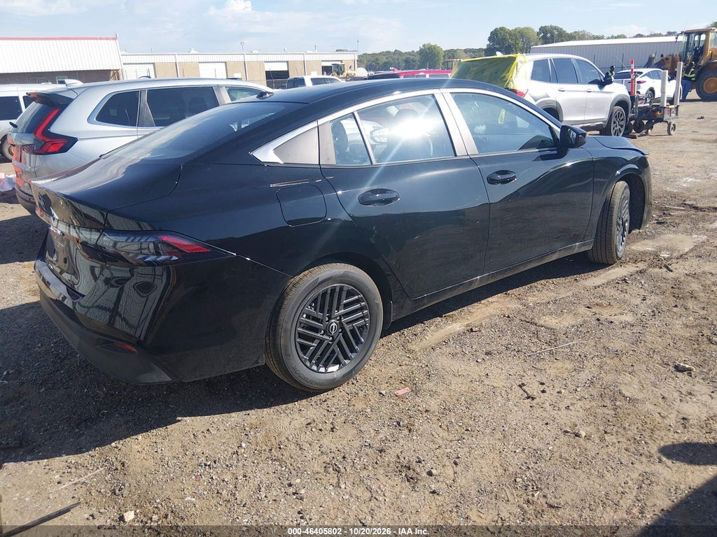 2027 Nissan Sentra photo 4