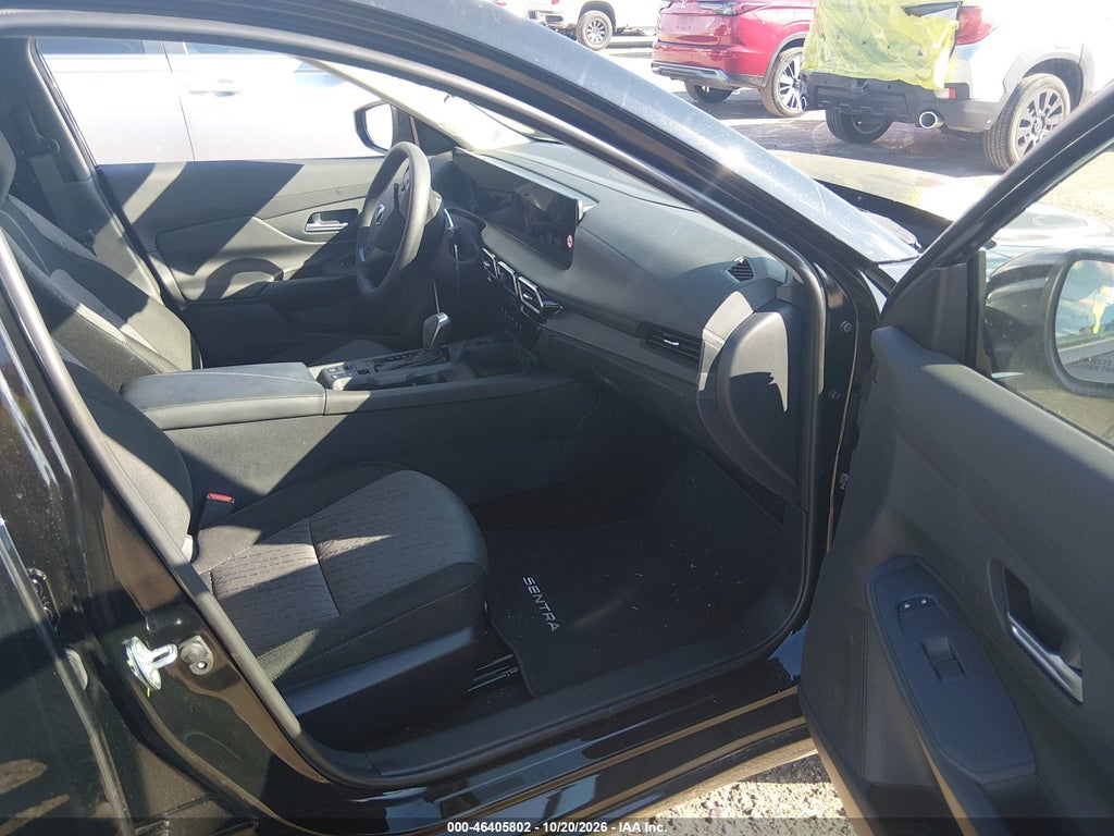 2027 Nissan Sentra photo 5