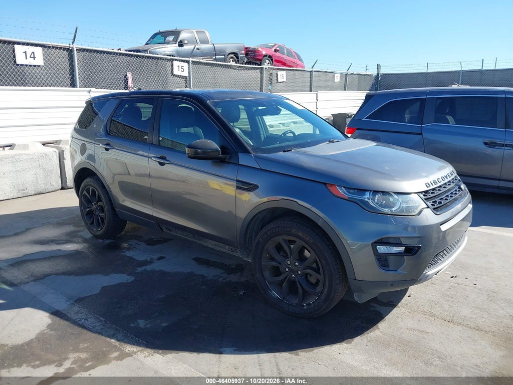 2016 Land Rover Discovery Sport HSE photo 1