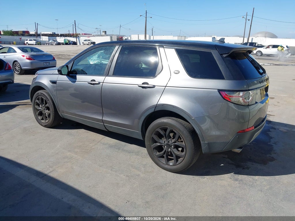 2016 Land Rover Discovery Sport HSE photo 3