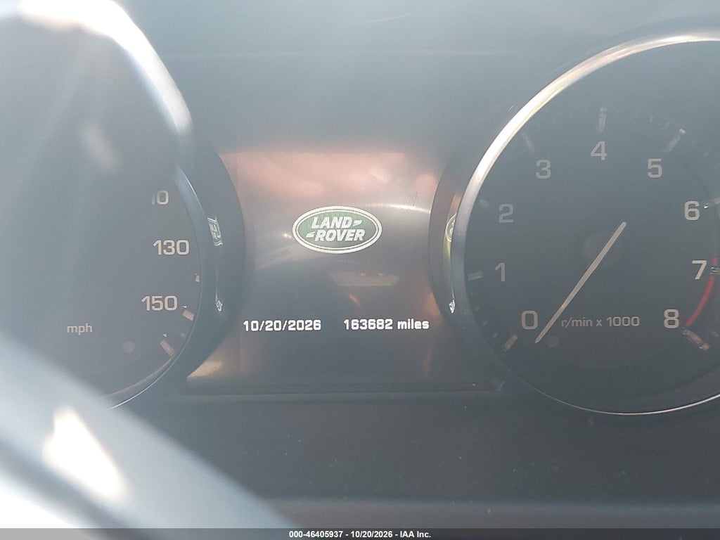 2016 Land Rover Discovery Sport HSE photo 7