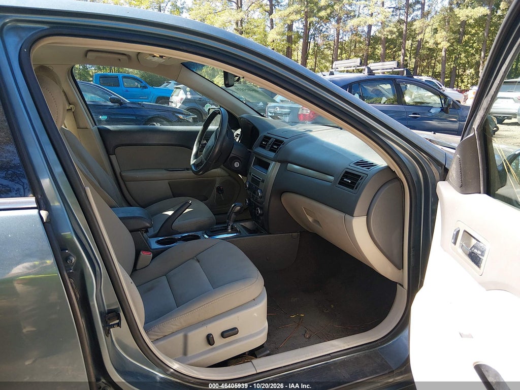 2011 Ford Fusion Hybrid photo 5