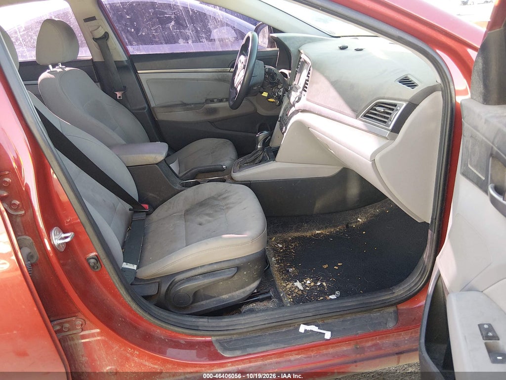 2018 Hyundai Elantra SEL photo 5