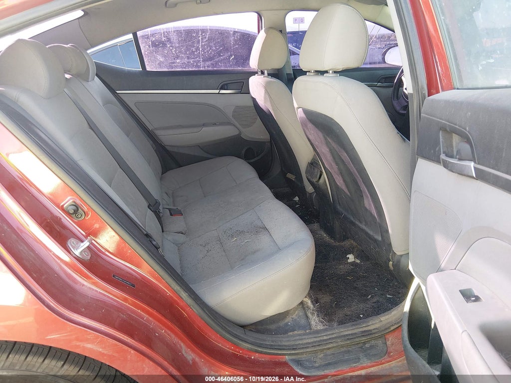 2018 Hyundai Elantra SEL photo 8