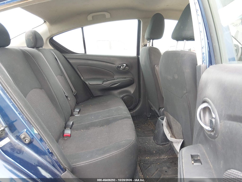 2018 Nissan Versa 1.6 SV photo 8