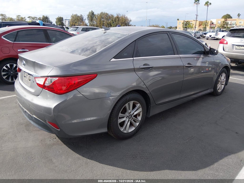 2014 Hyundai Sonata GLS photo 4