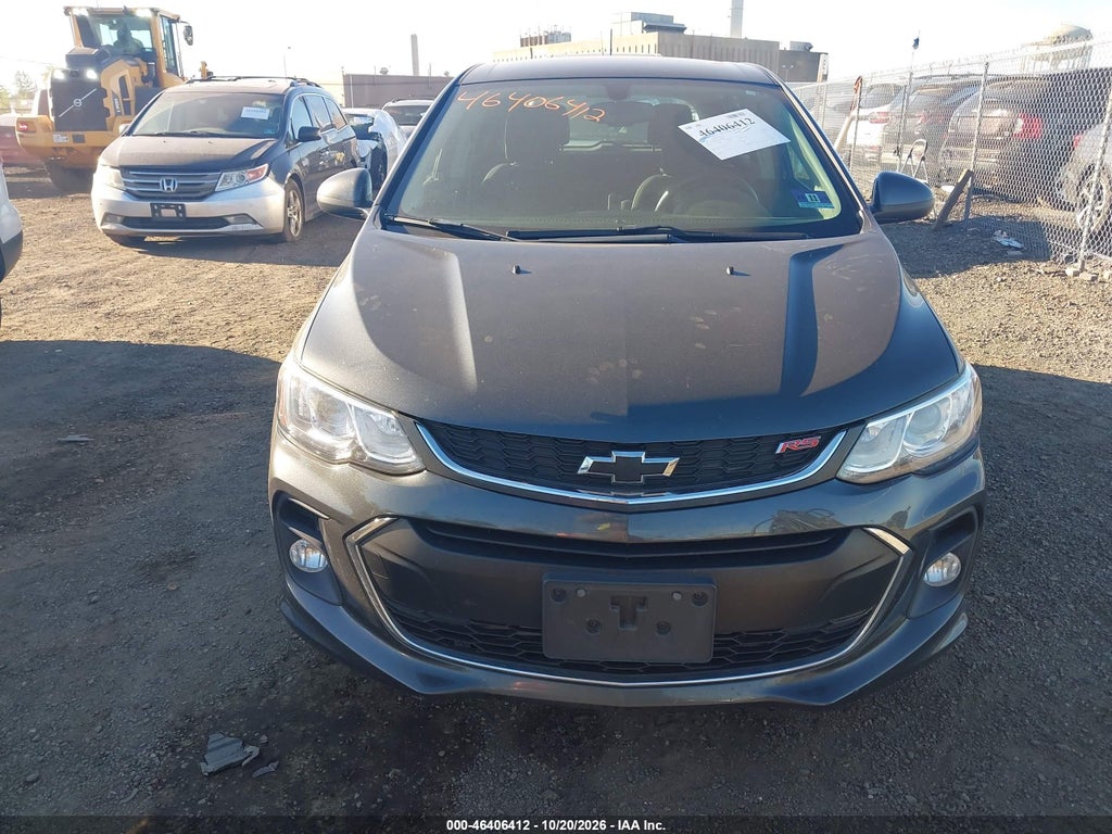 2019 Chevrolet Sonic LT Auto photo 6