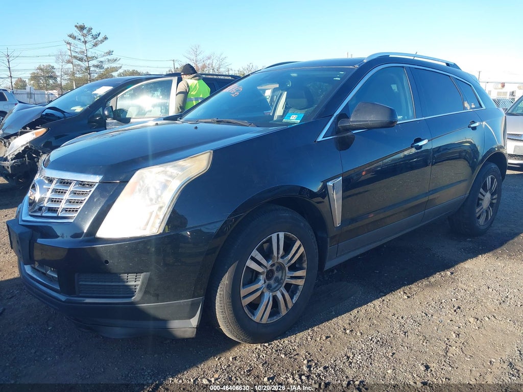 2016 Cadillac SRX Luxury Collection photo 2