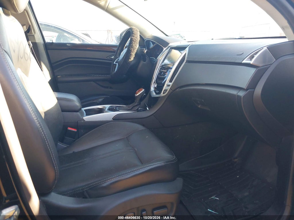 2016 Cadillac SRX Luxury Collection photo 5