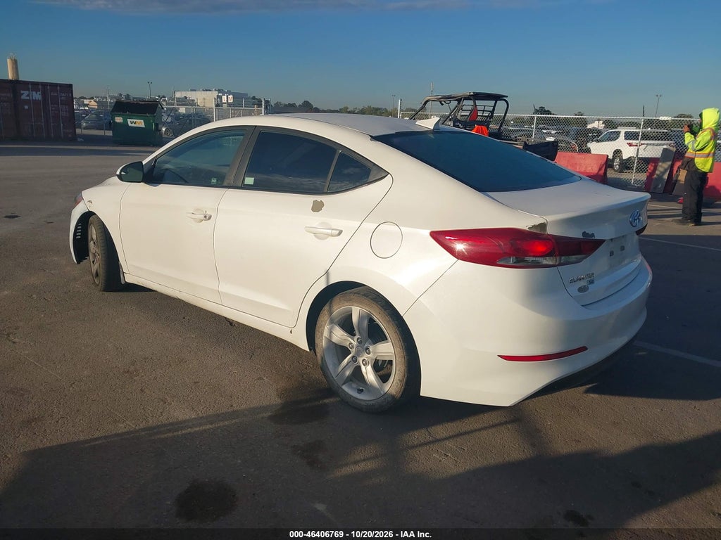 2017 Hyundai Elantra SE photo 3