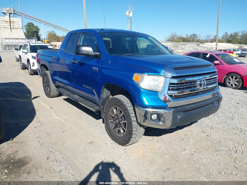 2017 Toyota Tundra SR5 5.7L V8 photo 1