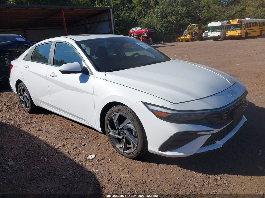 2025 Hyundai Elantra SEL Convenience photo 1