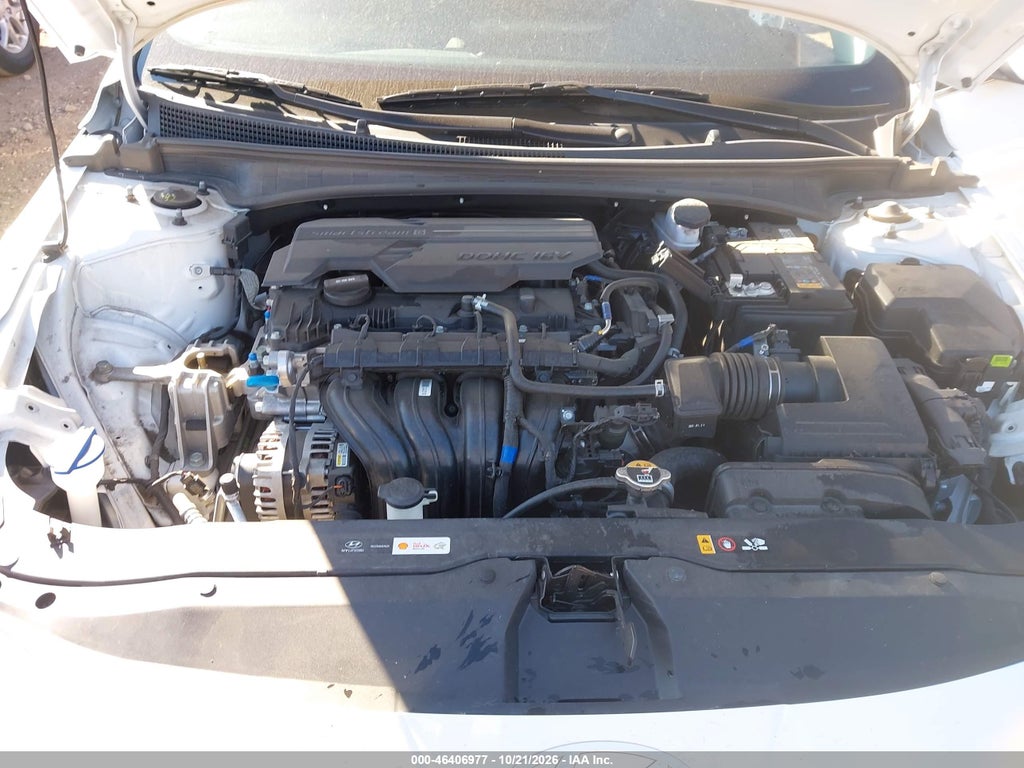 2025 Hyundai Elantra SEL Convenience photo 10
