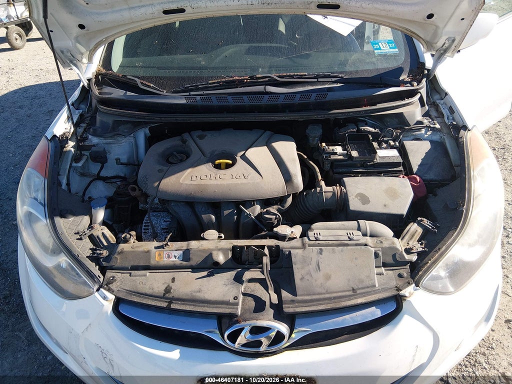 2013 Hyundai Elantra GLS photo 10