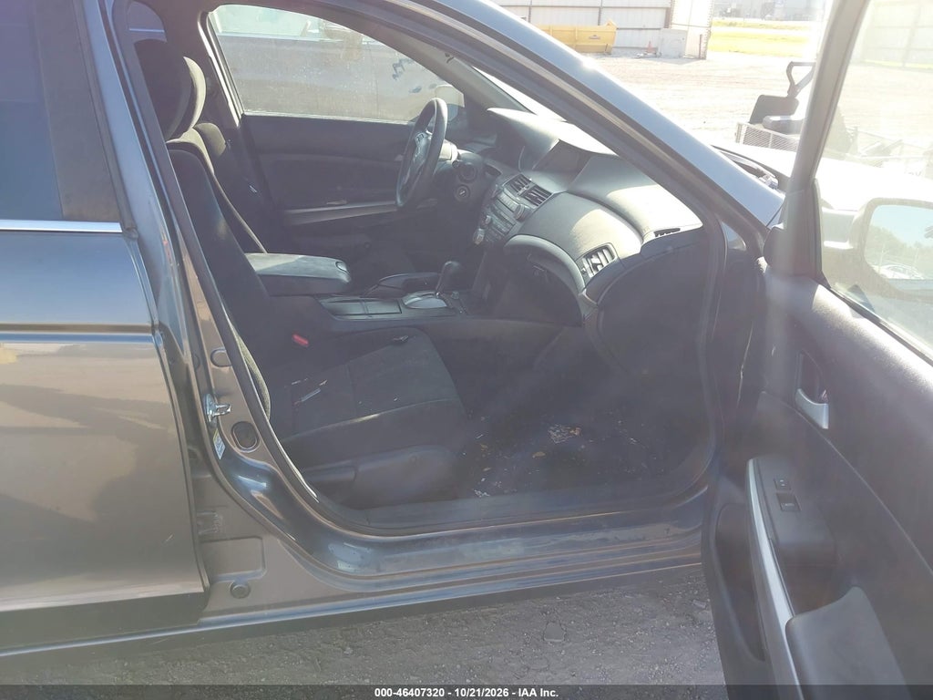 2010 Honda Accord 2.4 EX photo 5