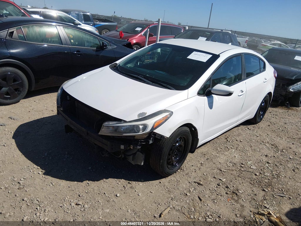2017 Kia Forte LX photo 2
