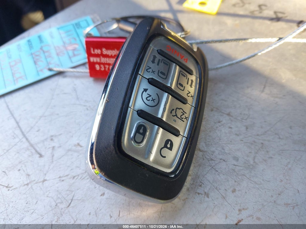 2026 Chrysler Pacifica Select photo 11