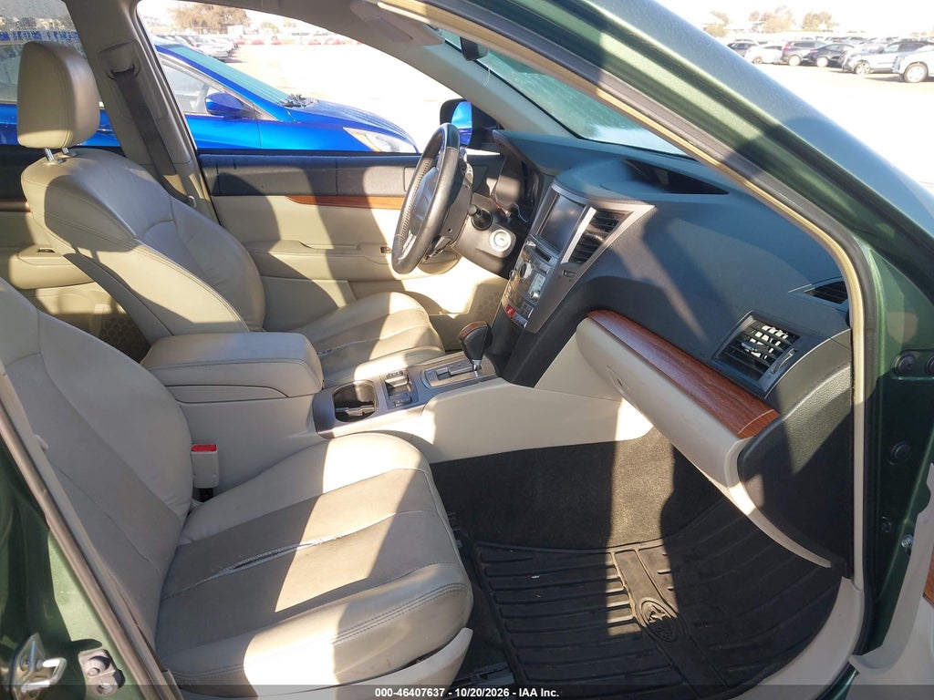 2013 Subaru Outback 2.5I Limited photo 5