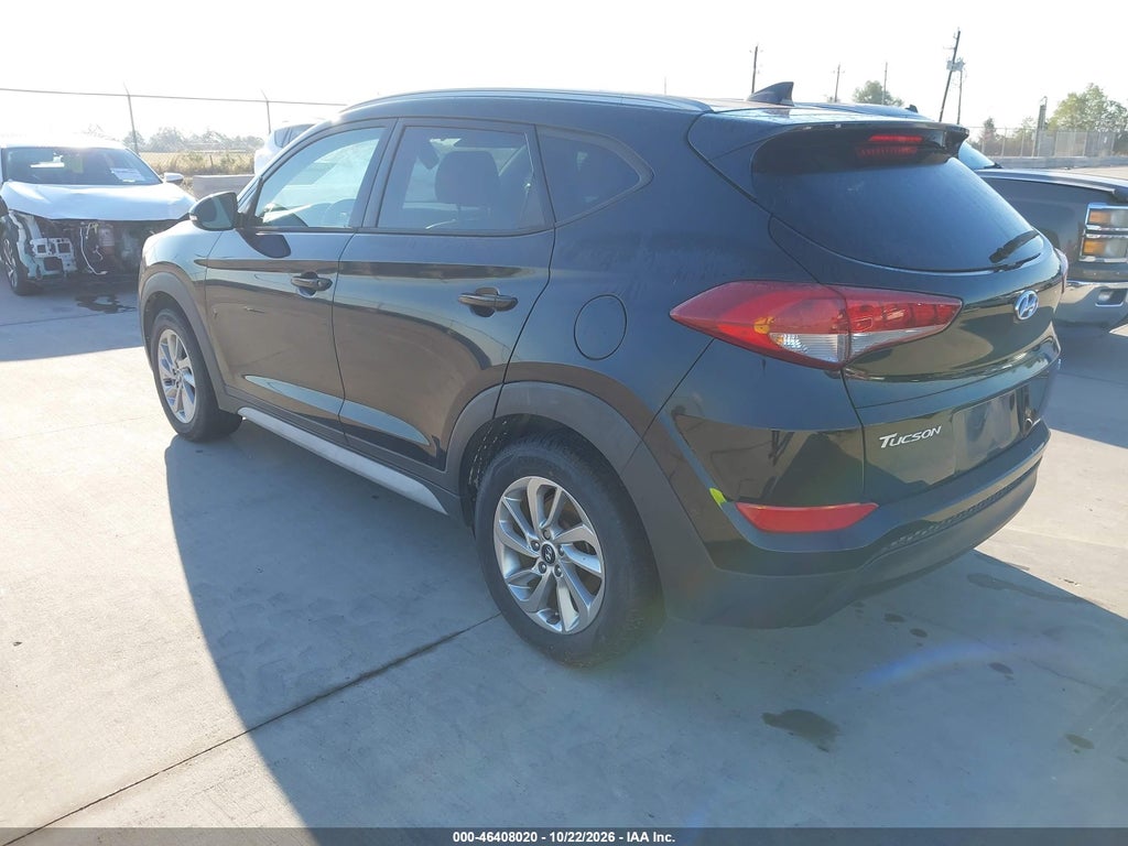 2017 Hyundai Tucson SE Plus photo 3