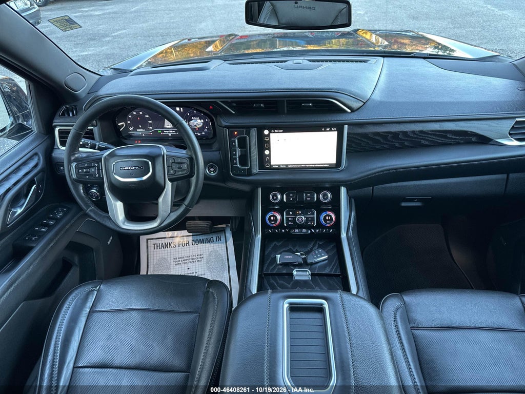 2022 GMC Yukon XL 4WD Denali photo 6