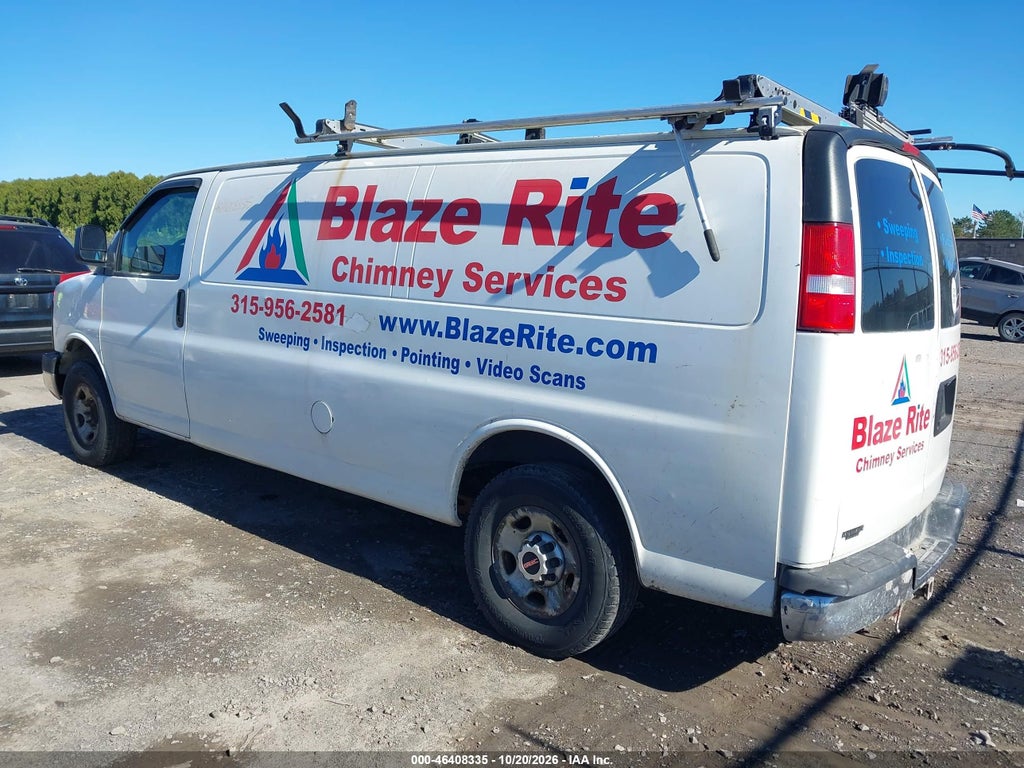 2014 GMC Savana 2500 Work Van photo 3