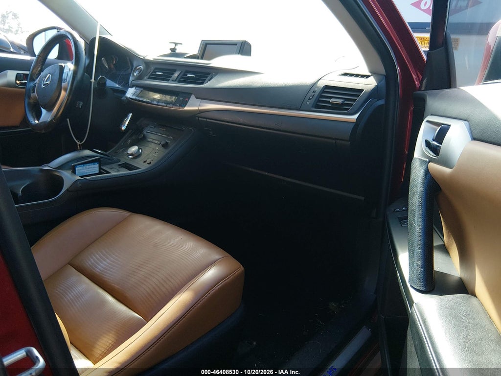 2012 Lexus CT 200H Premium photo 5