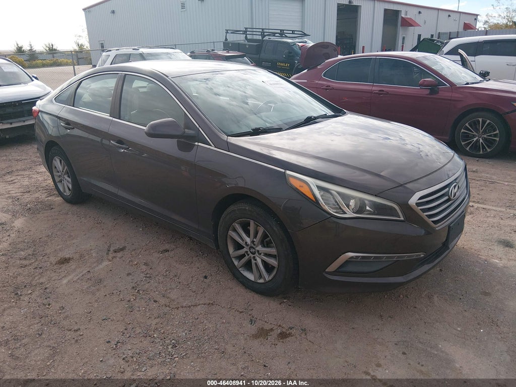 2015 Hyundai Sonata SE photo 1