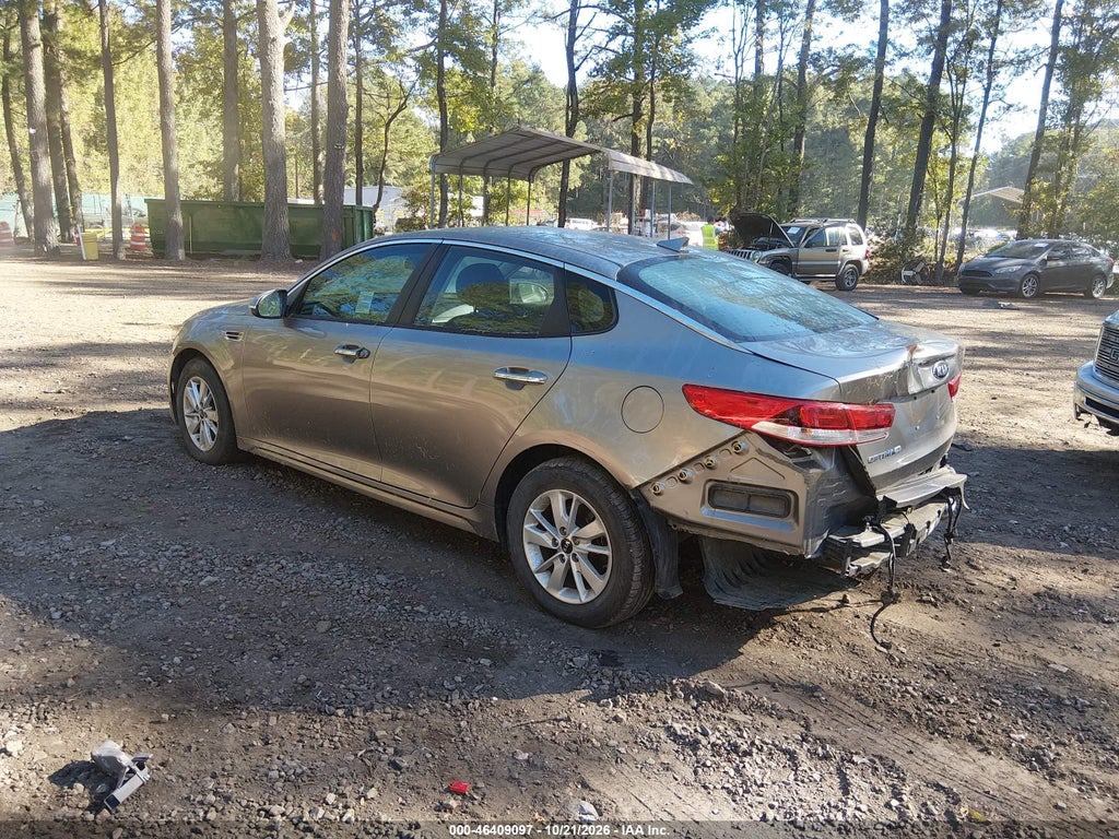 2018 Kia Optima LX photo 3