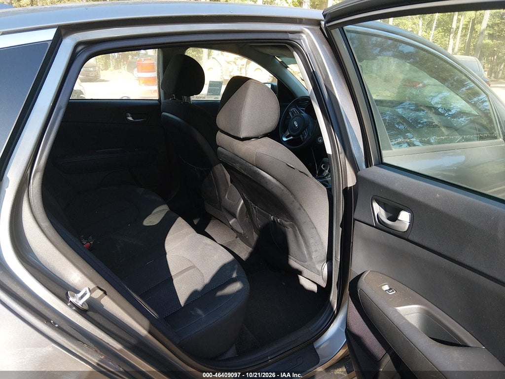2018 Kia Optima LX photo 8