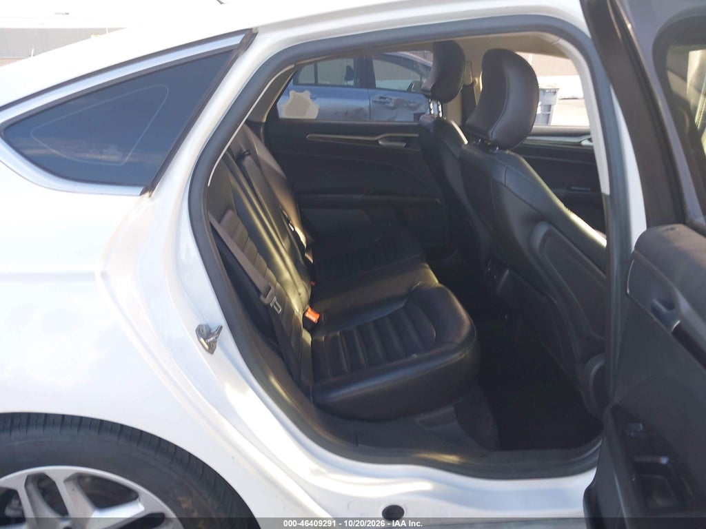 2016 Ford Fusion SE photo 8