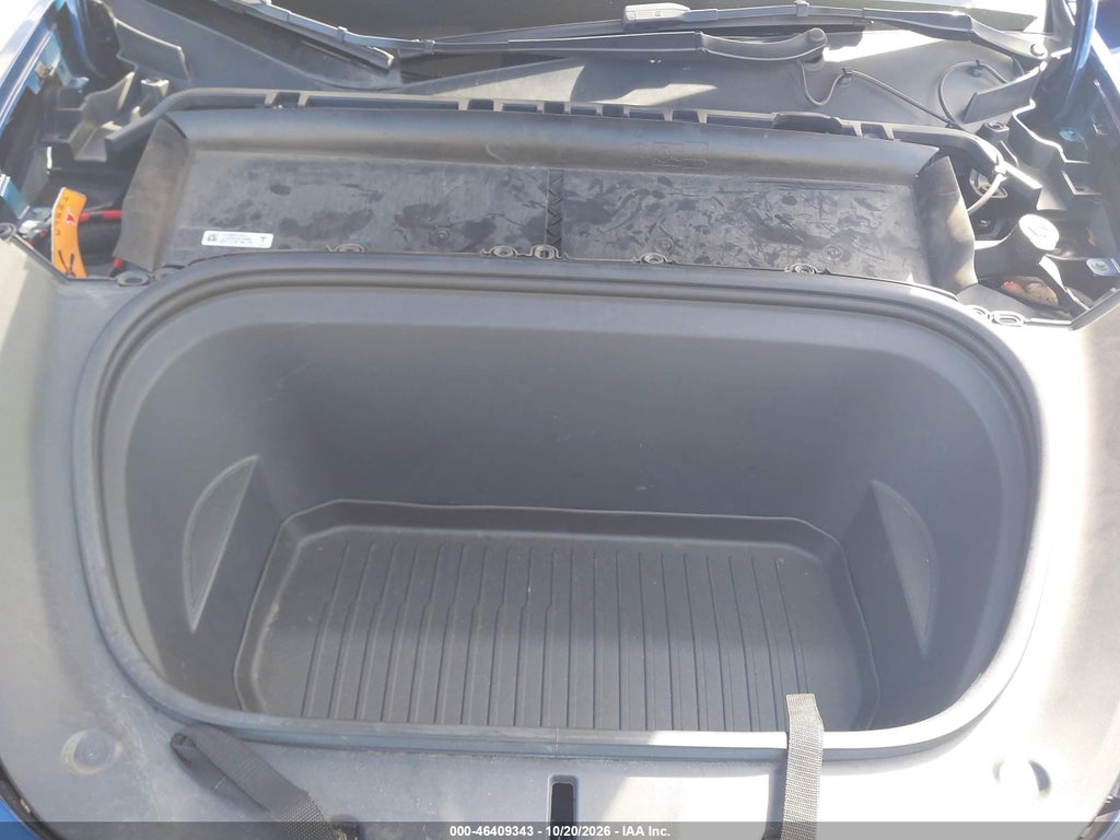 2021 Tesla Model Y Long Range Dual Motor ALL-Wheel Drive photo 10