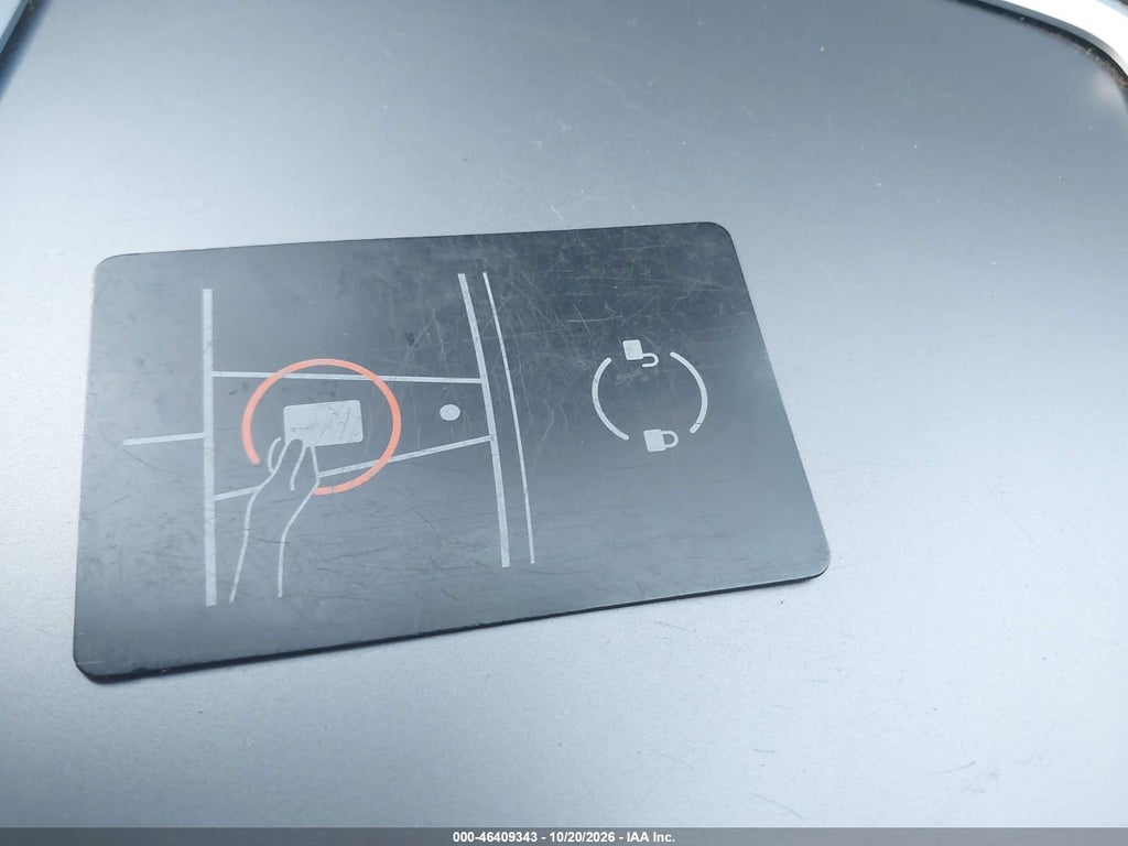 2021 Tesla Model Y Long Range Dual Motor ALL-Wheel Drive photo 11