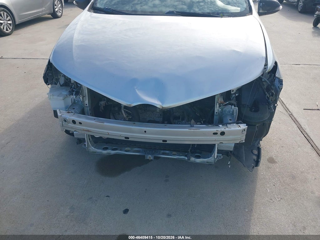 2016 Scion IM photo 6